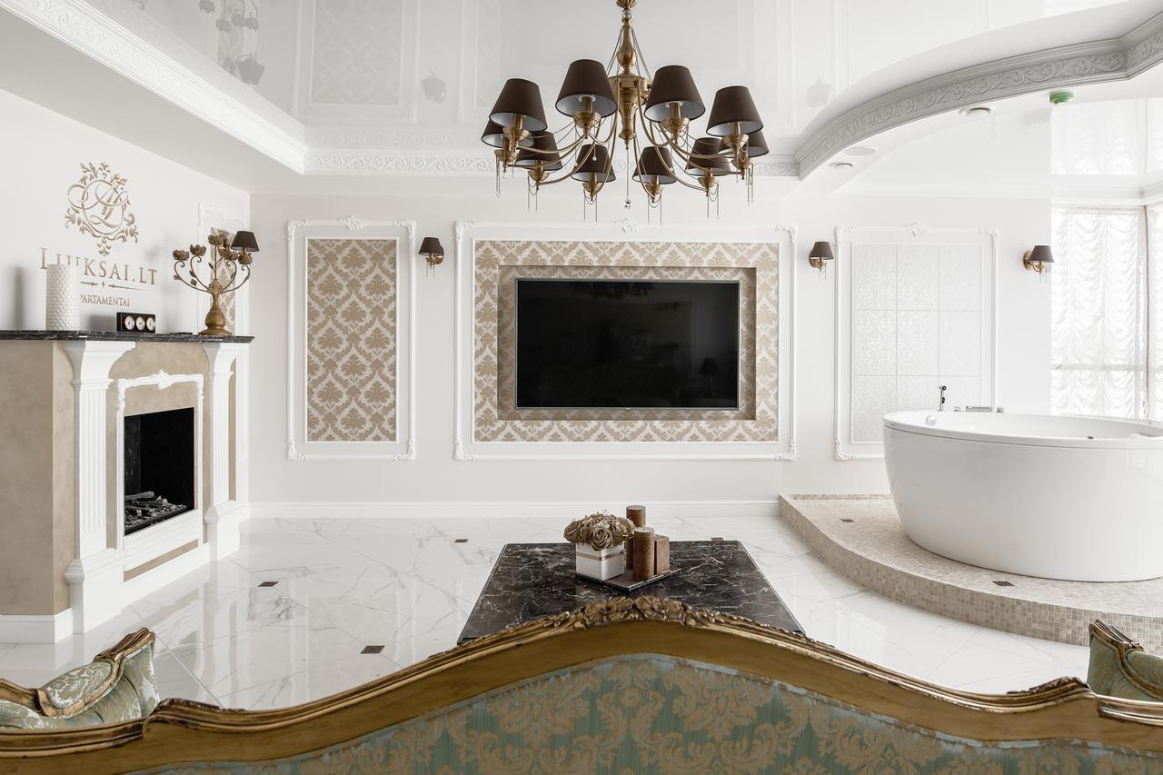 President Jacuzzi Apartment クライペダ エクステリア 写真